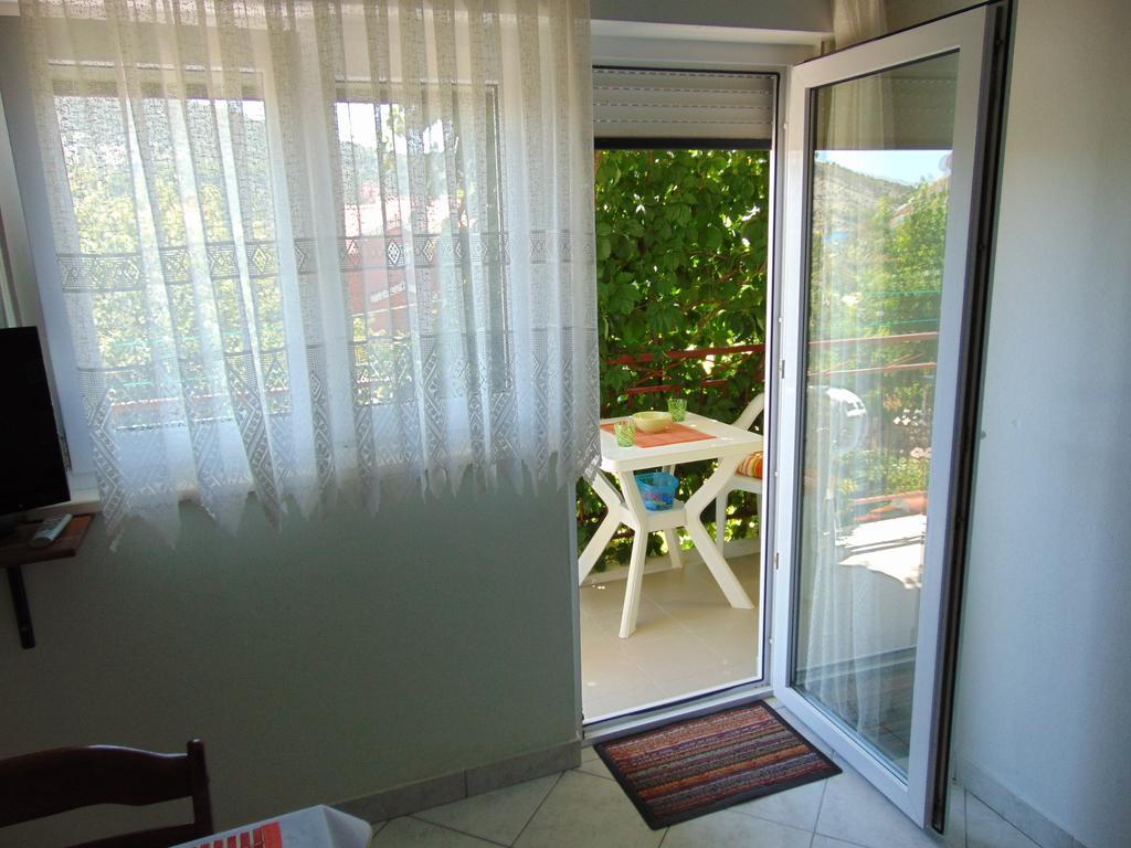 Apartments Borozan Vinisce Room photo